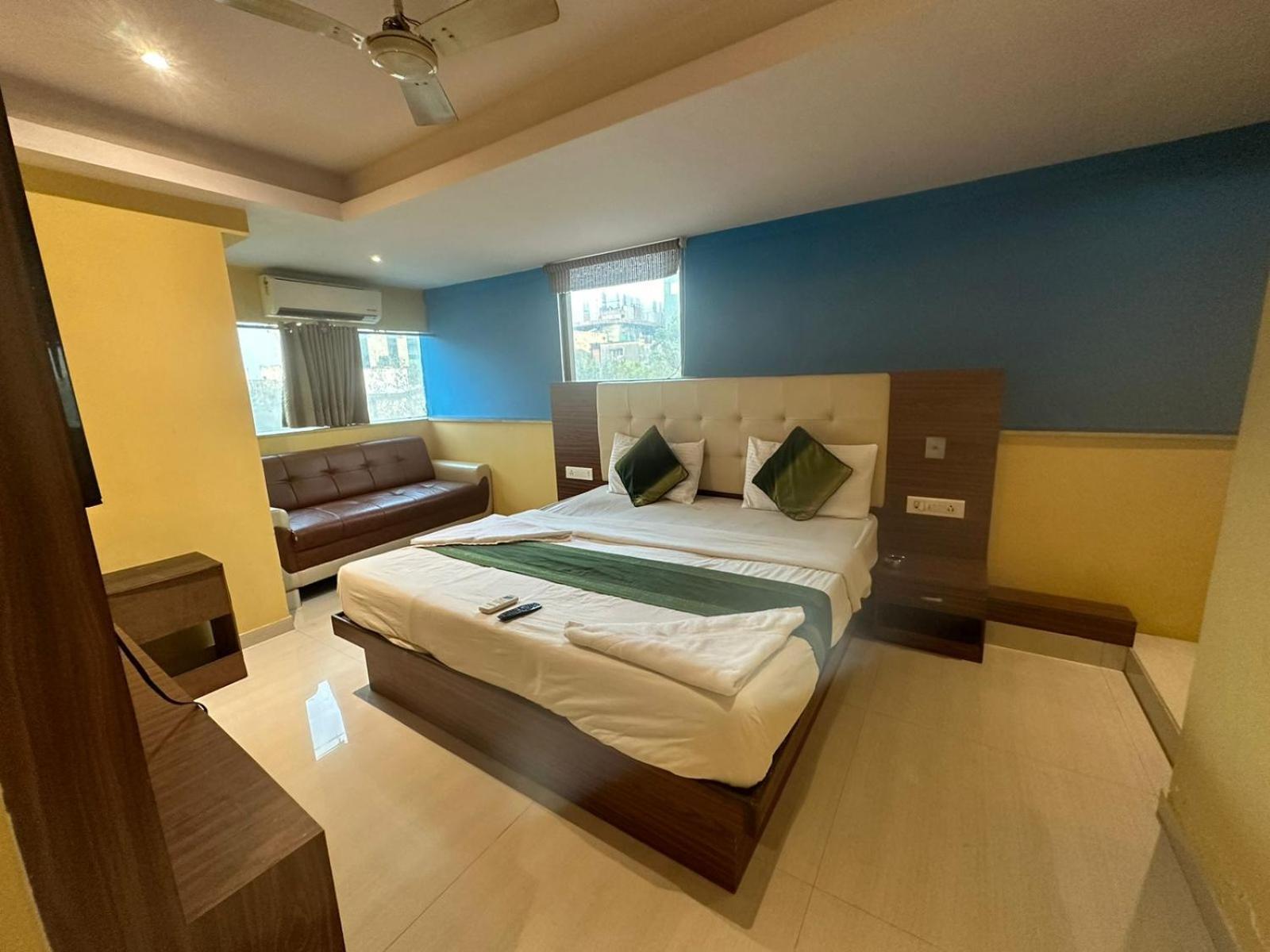 Hotel Artusinn Midc Andheri East Mumbai Exterior photo