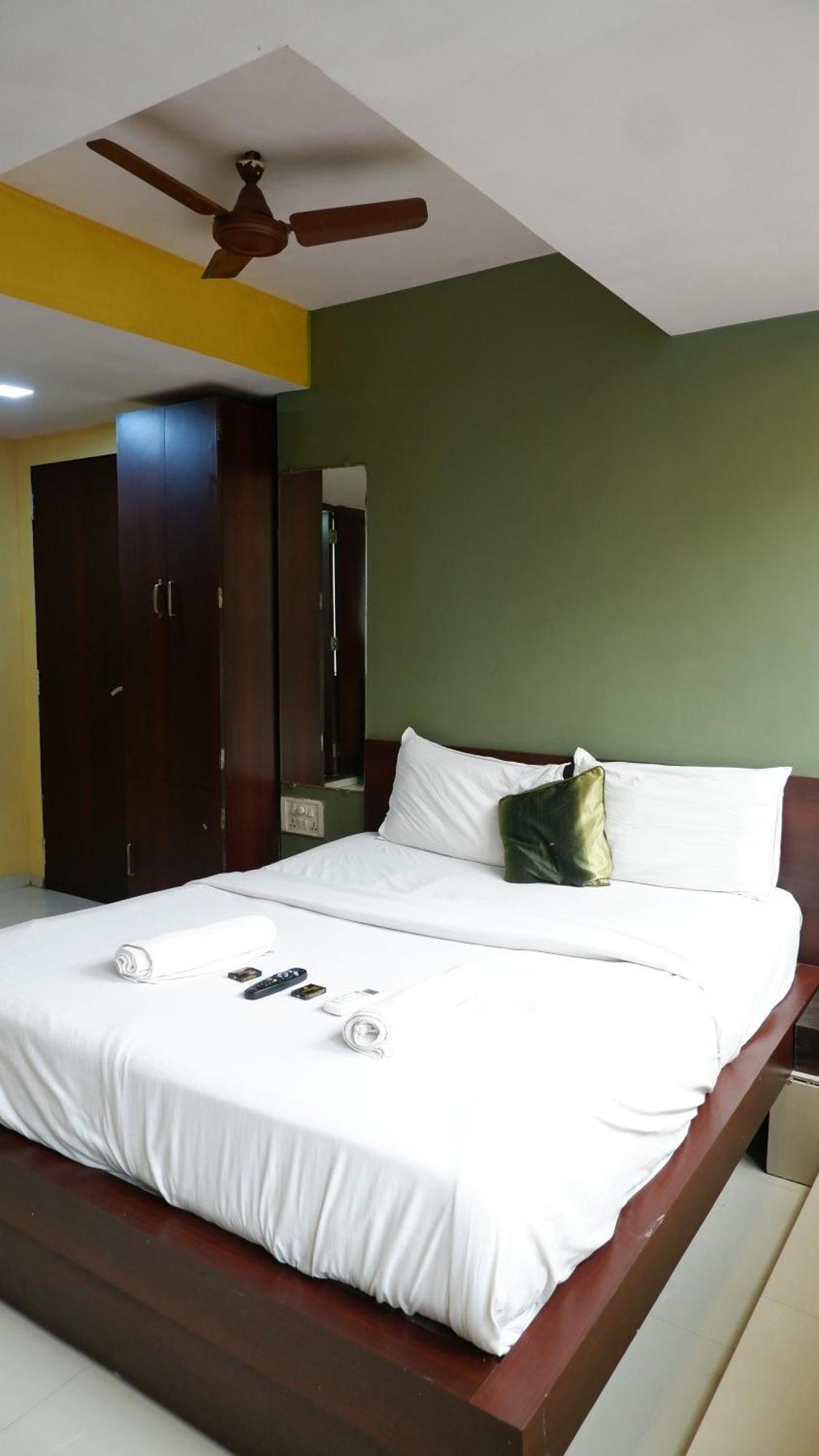 Hotel Artusinn Midc Andheri East Mumbai Exterior photo